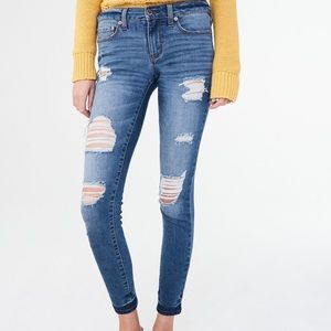 Aeropostale Skinny Ripped Jeans